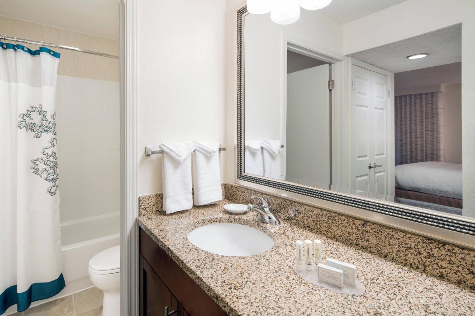 Residence Inn Costa Mesa Newport Beach Eksteriør billede